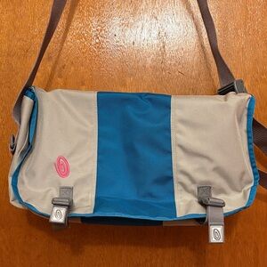 TimBuk 2 commute laptop messenger bag 1.0 with removable shoulder 23L